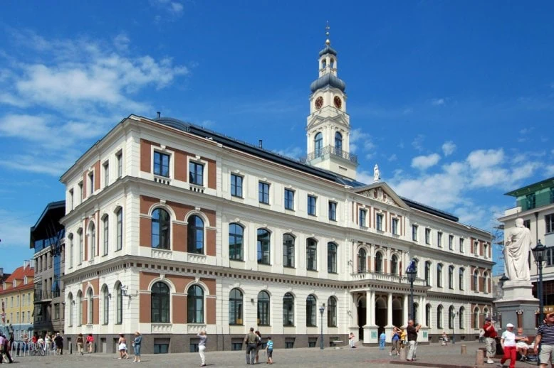 Town Hall Square